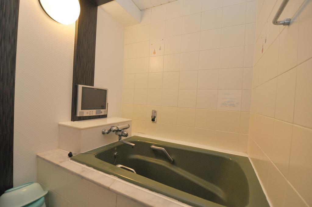 Hotel Boston Club (Adults Only) Tokyo prefektur Exteriör bild