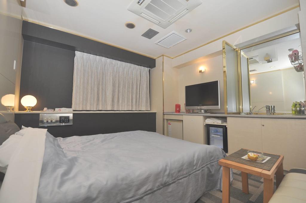 Hotel Boston Club (Adults Only) Tokyo prefektur Exteriör bild